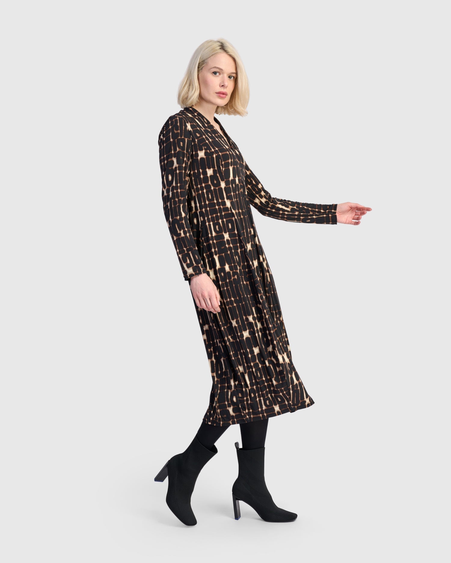 Neura Cocoon Dress, Matrix