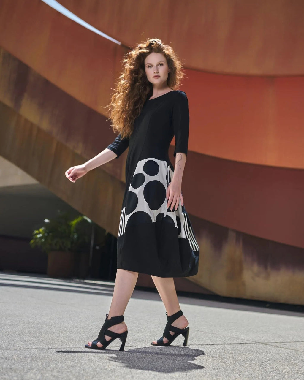 Urban Broadway Cocoon Dress, Mono